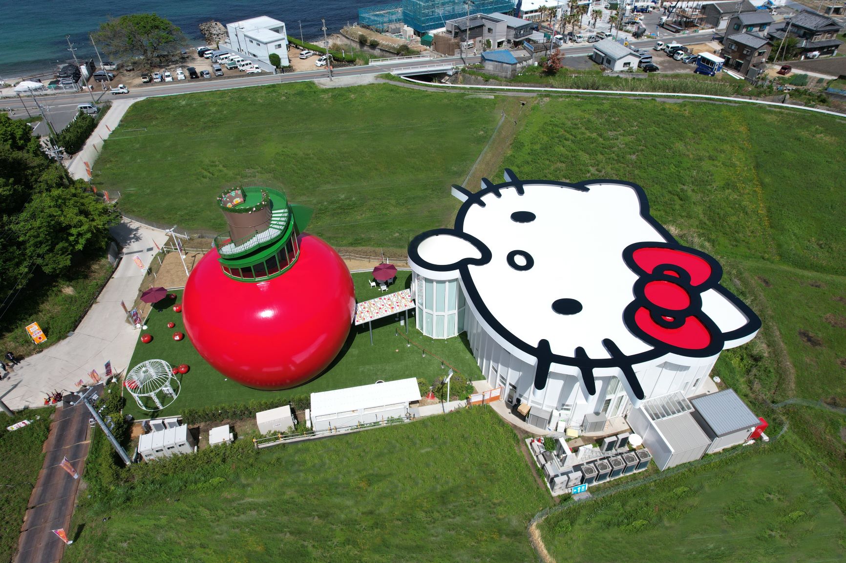 淡路島に『HELLO KITTY APPLE HOUSE』がオープン | NambuYasuyuki.com